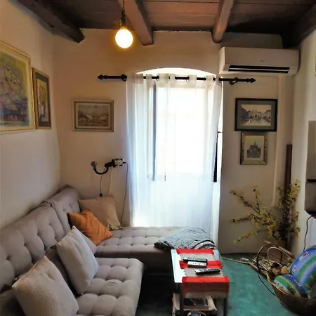Lovely Holiday House In Casa de Férias *