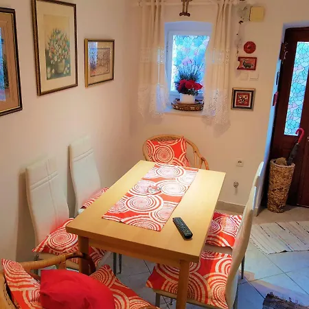 Lovely Holiday House In * Medulin