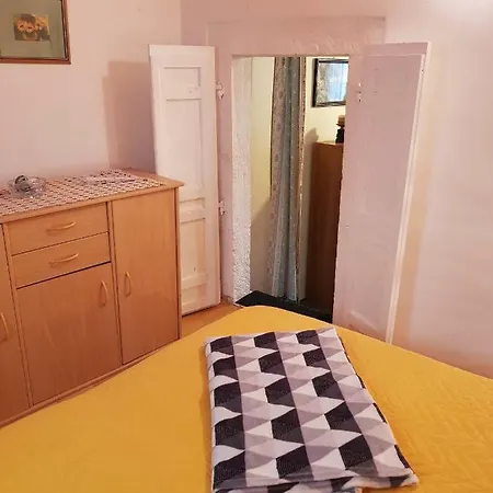 Lovely Holiday House In Casa de Férias *